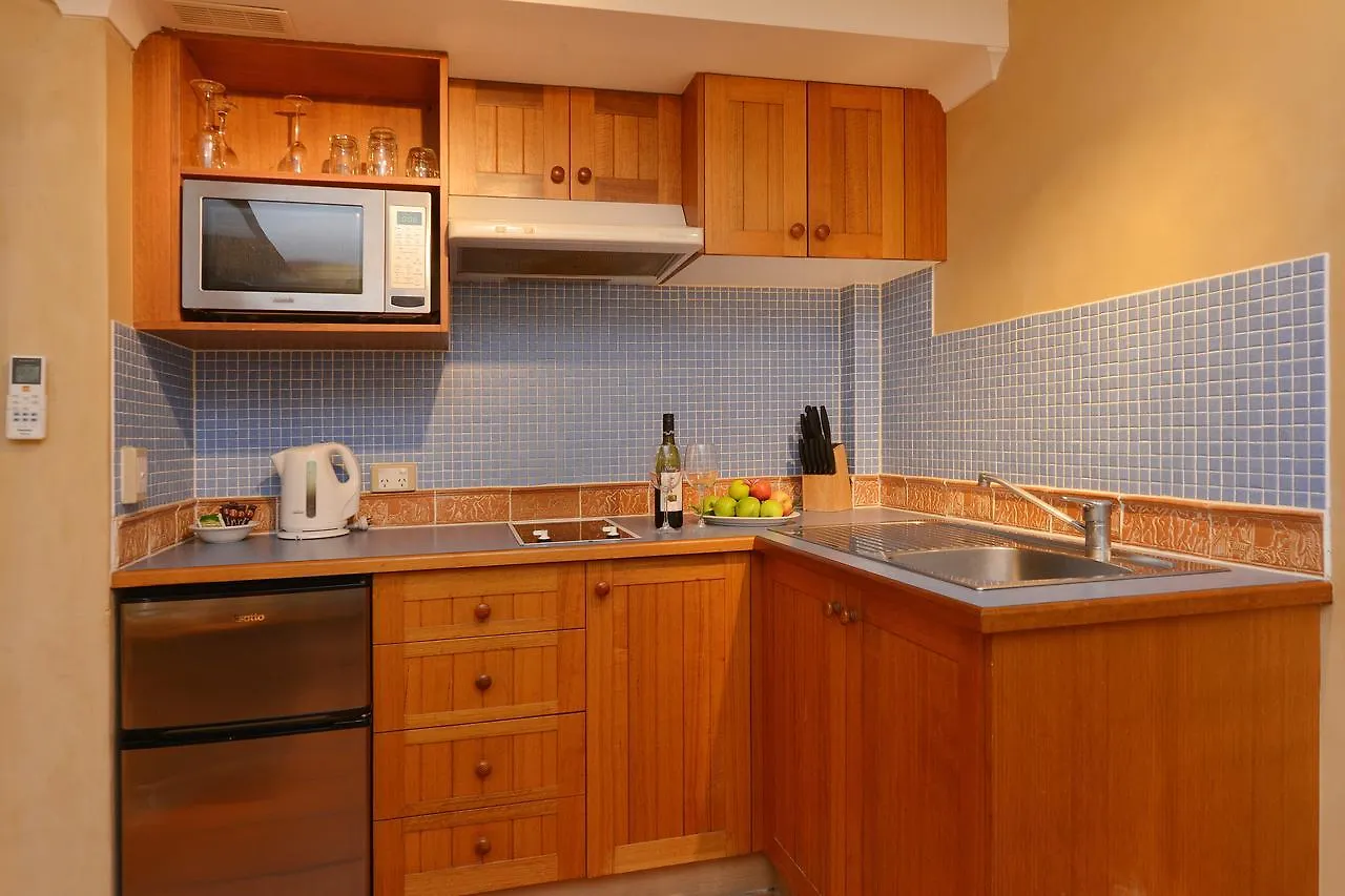 Seascape Apartments At Villa San Michele Port Douglas