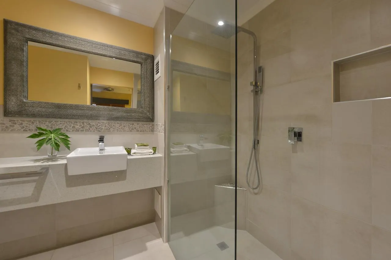 Seascape Apartments At Villa San Michele 포트 더글라스 오스트레일리아